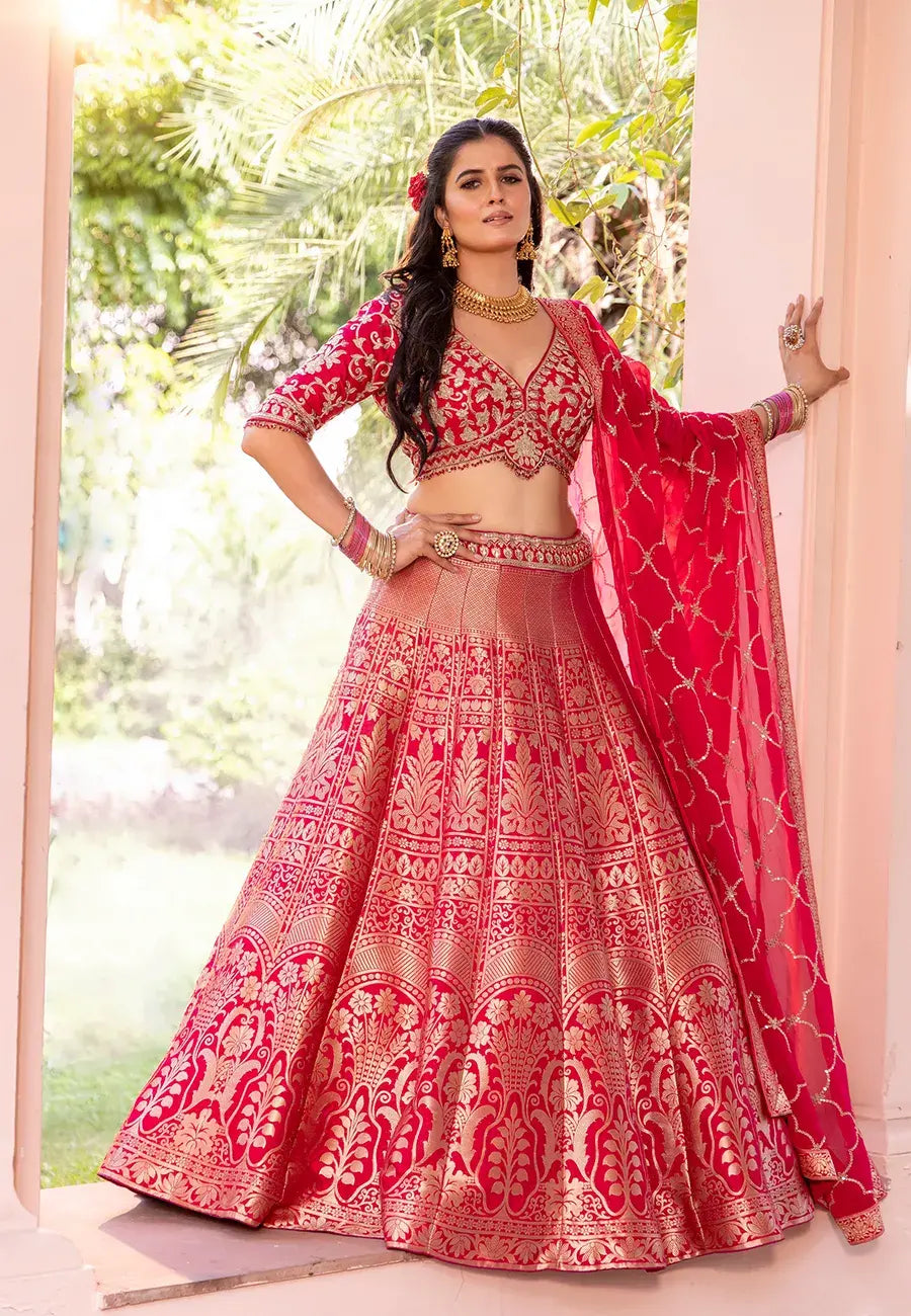 WEDDING LEHENGAS