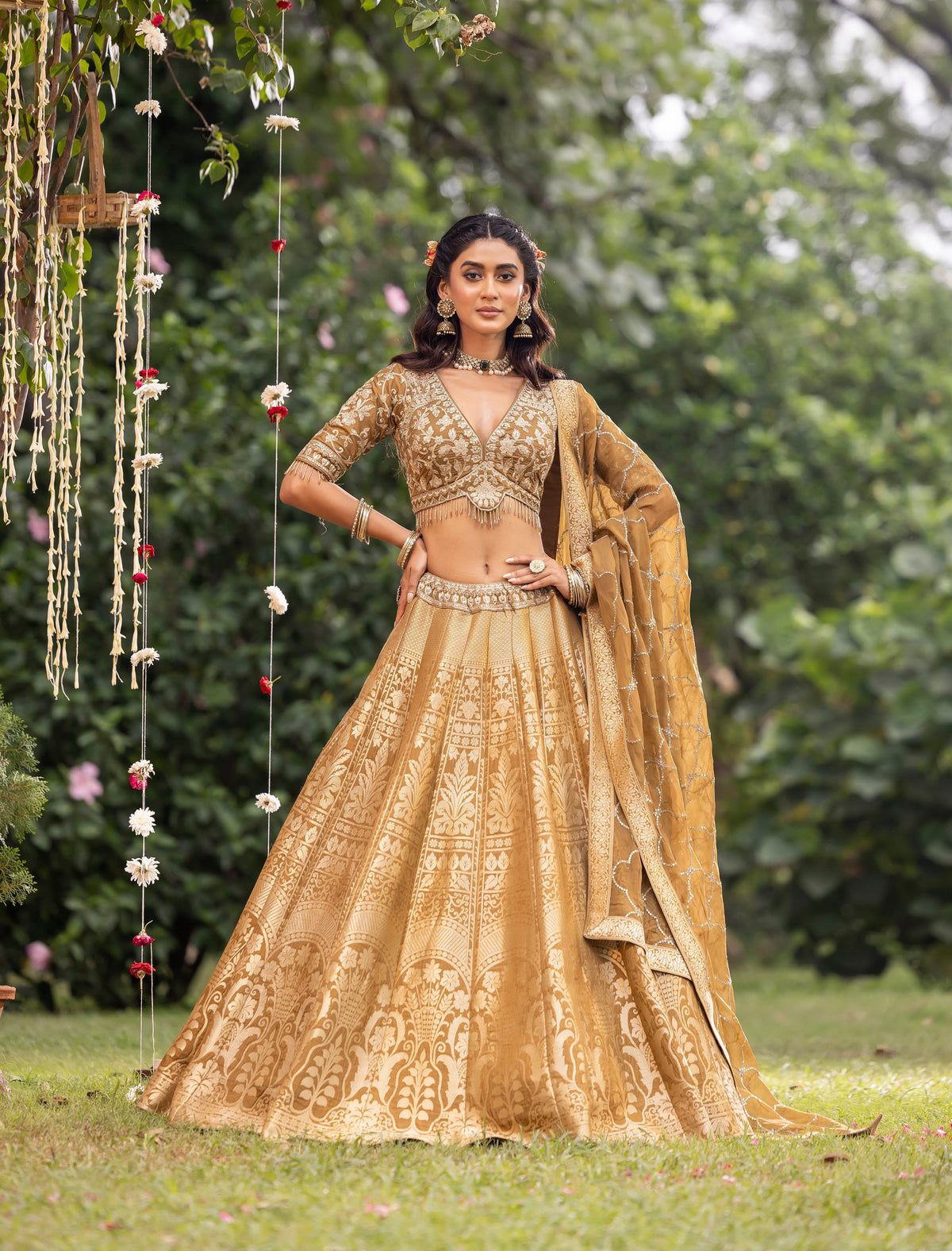 BANARSI LEHENGAS