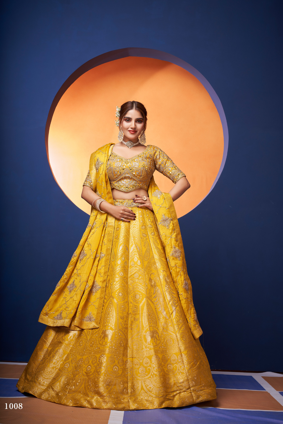 SUNEHRI TARA BANARASI SILK LEHENGA SET