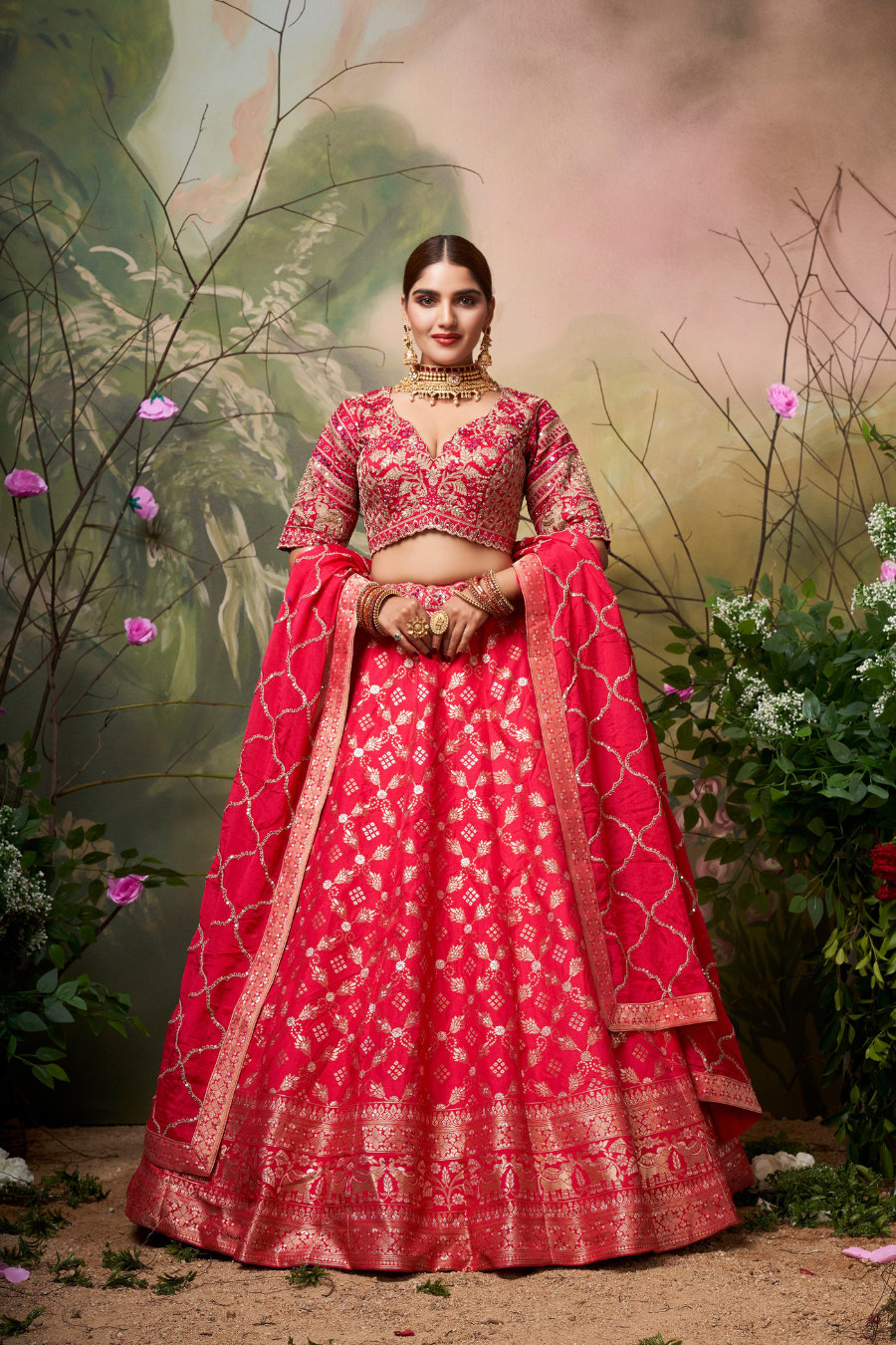 GULNAAR-E-RANI BANARASI ZARI LEHENGA SET