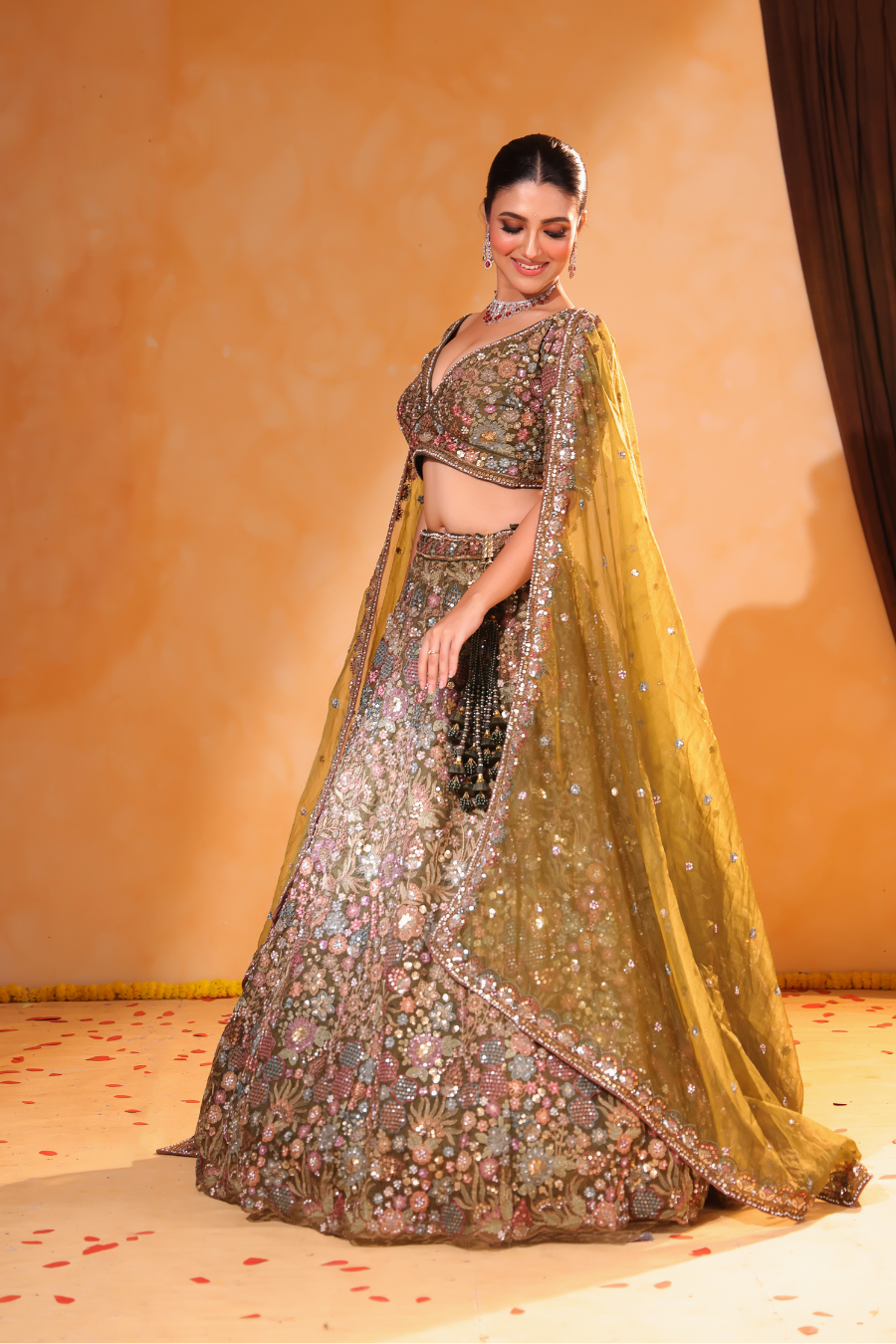 Sunehri Zari Banarasi Lehenga