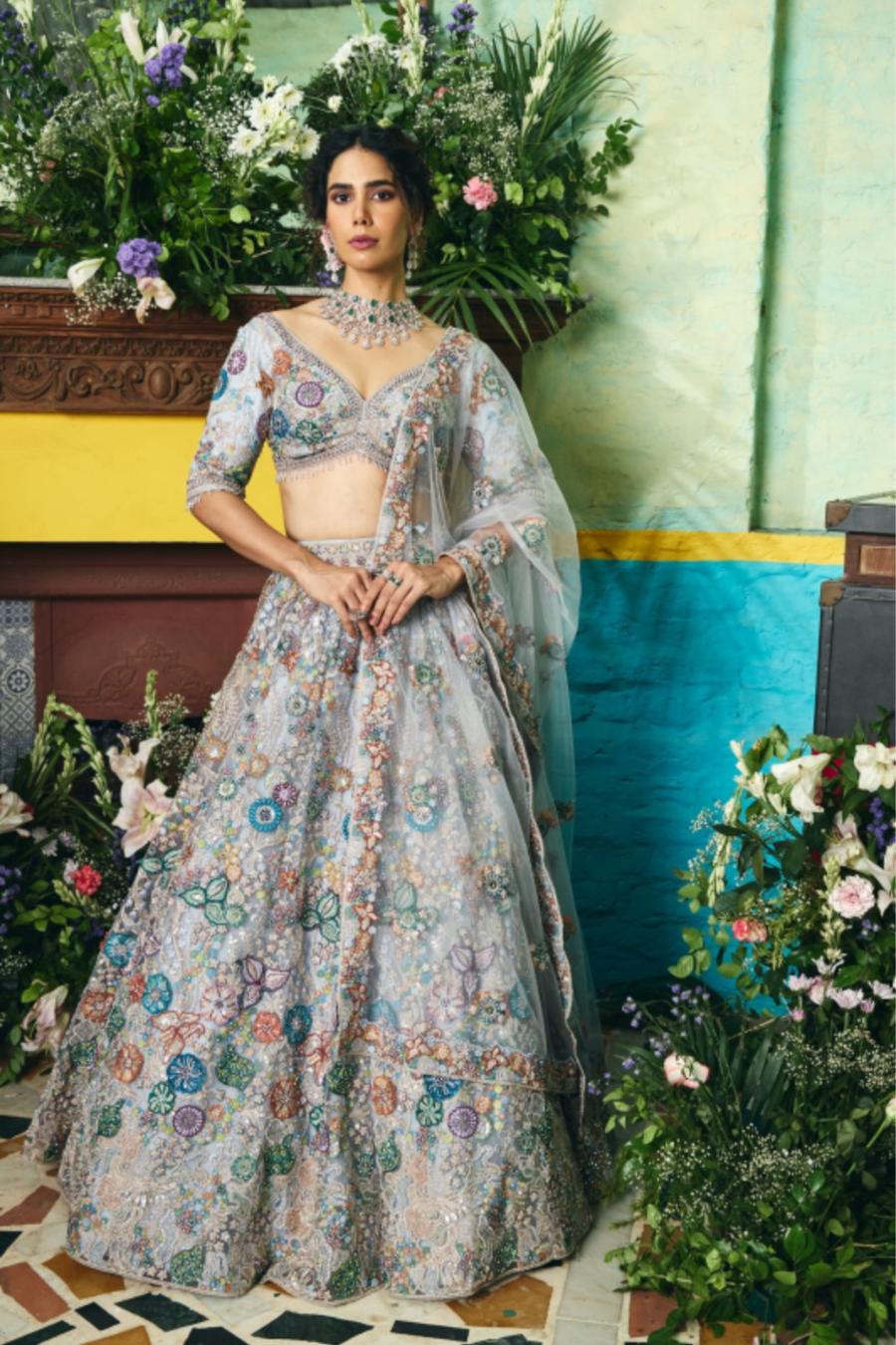 Luxury Multi-Thread Work V-Neck Bridal Lehenga