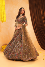 Heer – Bloom in Olive Grace