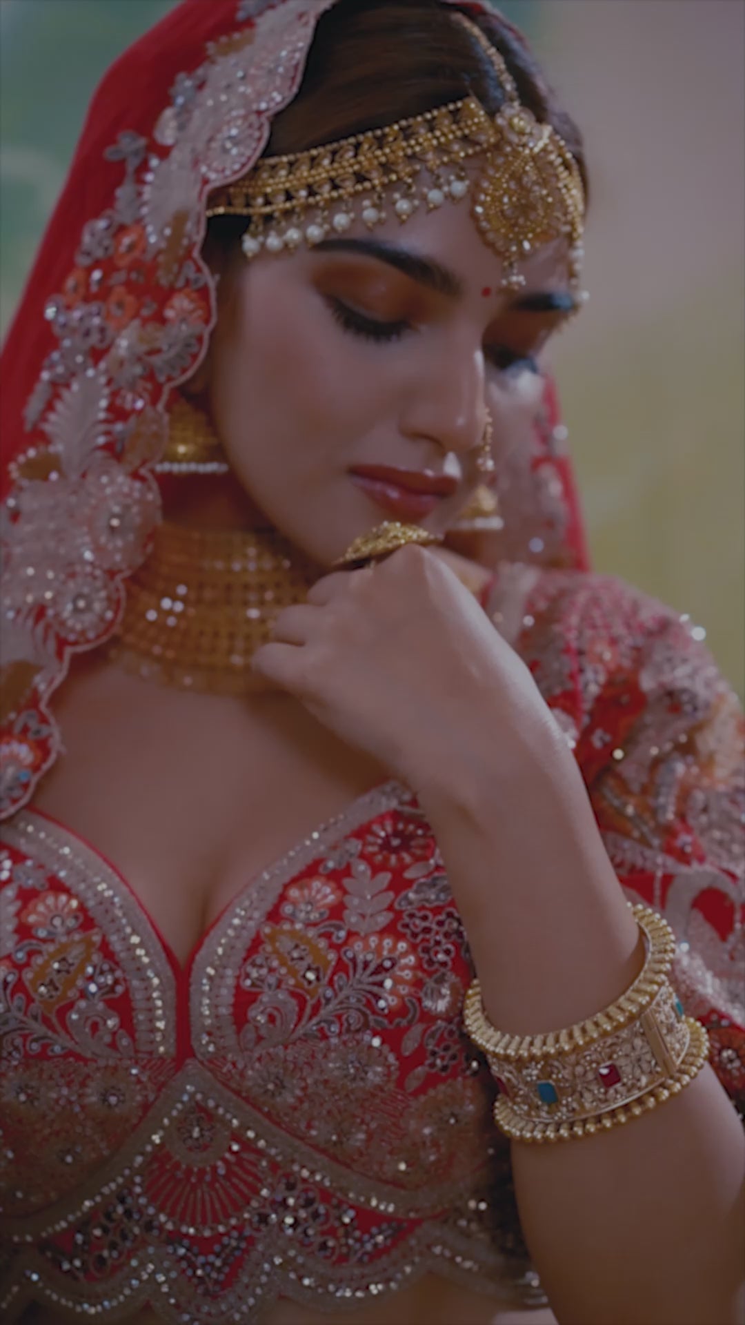 LAAL MAHAL TEMPLE ZARI BRIDAL LEHENGA SET